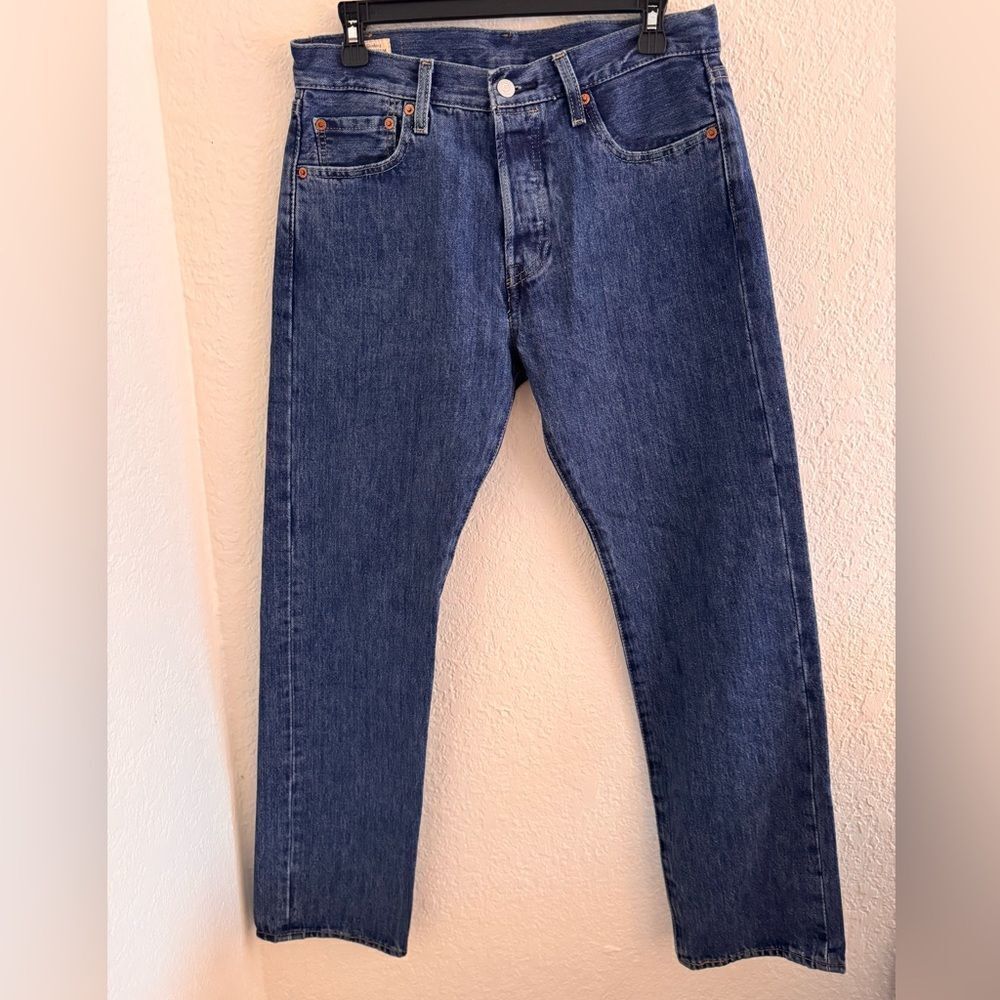 Levi's 501Blue Straight Jeans Timeless Design